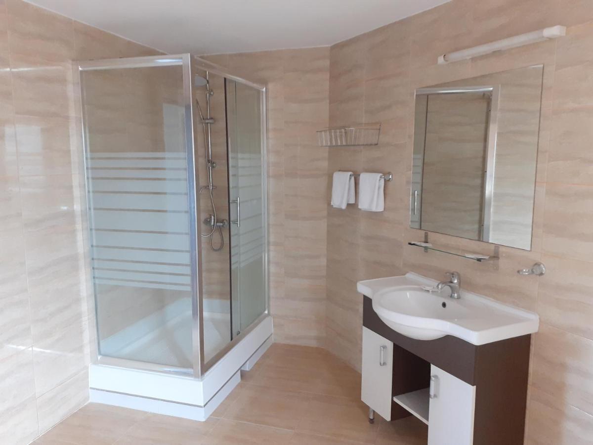 Casa Cionca Pension Gilău Buitenkant foto
